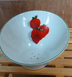 Fruittest aardbeien van het merk Yong, Ophalen of Verzenden, Nieuw, Porselein, Overige stijlen