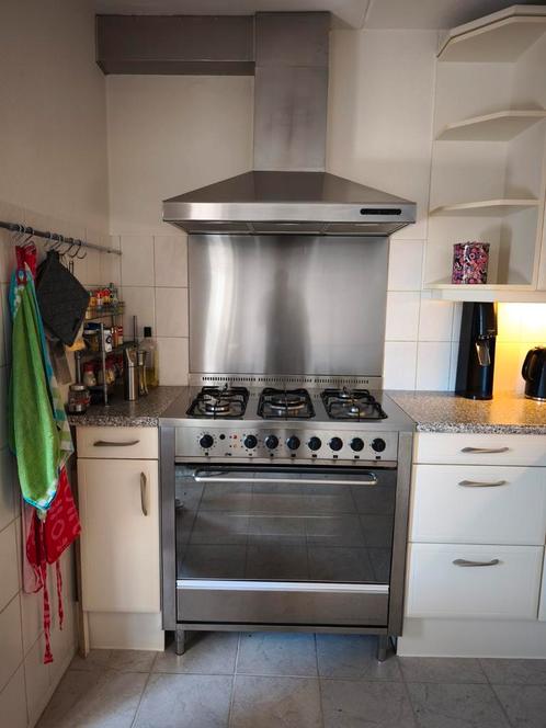 ETNA gasfornuis met afzuigkap, oven is elektrisch, Witgoed en Apparatuur, Fornuizen, Gebruikt, Vrijstaand, Gas, 5 kookzones of meer