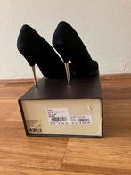 Zwarte suede schoenen maat 37,5, Kleding | Dames, Schoenen, Ophalen of Verzenden, Zo goed als nieuw, Zwart, Pumps