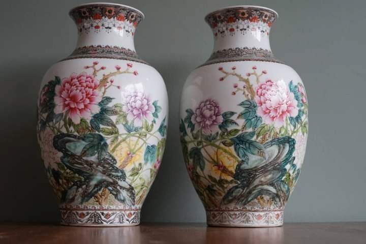 Prachtig paar antieke Chinese porseleinen vazen – met de han, Antiek en Kunst, Antiek | Vazen, Ophalen of Verzenden