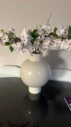 Vaas beige karwei, Ophalen of Verzenden, Zo goed als nieuw, Overige kleuren, Minder dan 50 cm