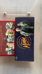Kunstof bak met Dvd, cd en videobanden met Morse collectie, Ophalen, Gebruikt, Alle leeftijden, Boxset
