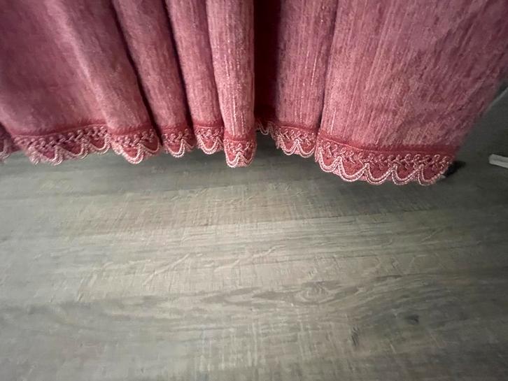 Mooie Gordijnen - 2.50 in lengte x 2.40 in breedtr, Huis en Inrichting, Stoffering | Gordijnen en Lamellen, Zo goed als nieuw