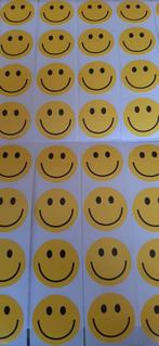 Nr. 24 :  Gele smiley stickers 2,5 cm ; 80 stuks., Ophalen of Verzenden, Nieuw, Meerdere stickers
