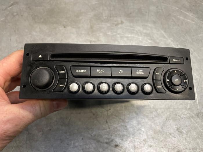 Radio van een Peugeot 207, Auto-onderdelen, Elektronica en Kabels, Peugeot, Gebruikt, 3 maanden garantie, Ophalen of Verzenden