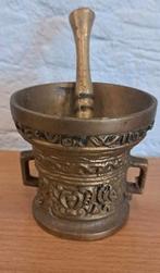 Vijzel - messing - met stamper - h=8 doorsnede 8,5, Antiek en Kunst, Curiosa en Brocante, Ophalen of Verzenden