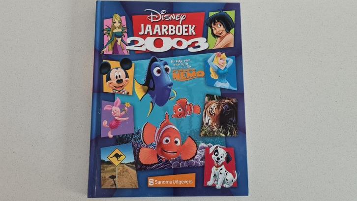 Disney jaarboek 2003, Boeken, Kinderboeken | Jeugd | onder 10 jaar, Zo goed als nieuw, Sprookjes, Ophalen of Verzenden