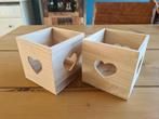 2x kaarsenhouder hout met hartjes, Ophalen of Verzenden, Zo goed als nieuw, Hout, Kandelaar