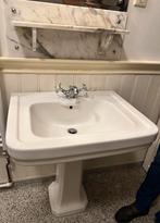 Keramische wasbak op zuil, Ophalen, Gebruikt, 100 tot 150 cm, 100 tot 150 cm