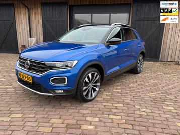 Volkswagen T-Roc 1.5 TSI Style Business , CAMERA , NAVIGATIE beschikbaar voor biedingen