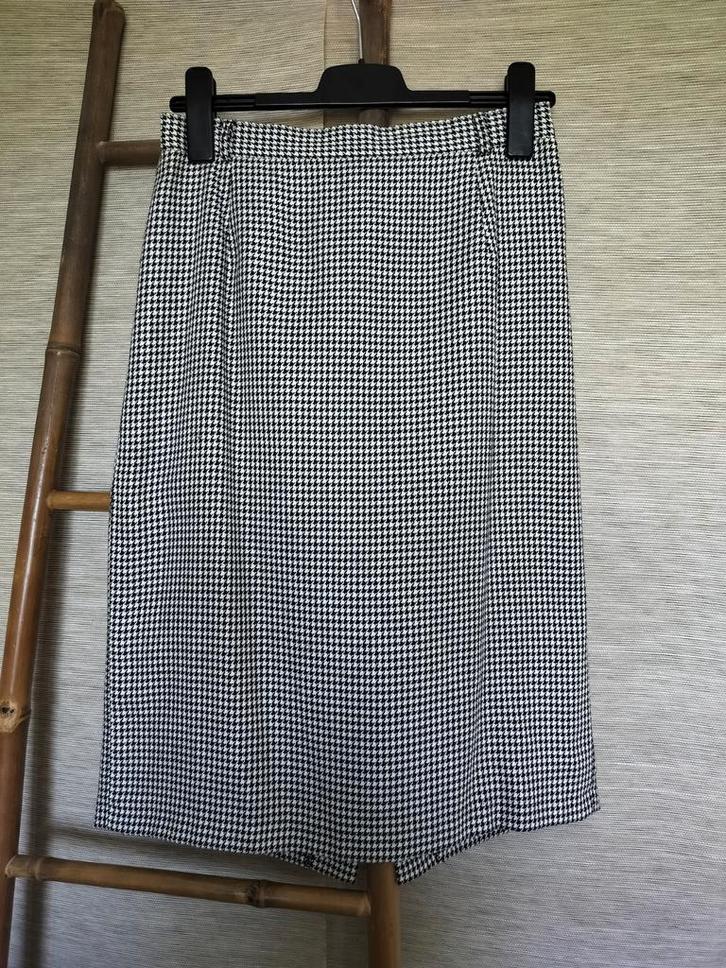 Vintage koker rok. Pied de Poule, Kleding | Dames, Rokken, Zo goed als nieuw, Maat 38/40 (M), Zwart, Onder de knie, Ophalen of Verzenden