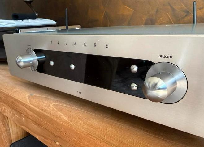 Primare i32 Geïntegreerde Versterker - Topklasse!, Audio, Tv en Foto, Versterkers en Receivers, Zo goed als nieuw, Stereo, 120 watt of meer