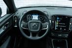 Volvo XC40 T2 Momentum | Automaat | Achteruitrijcamera | Par, Auto's, 12 maanden, Gebruikt, Euro 6, Zwart