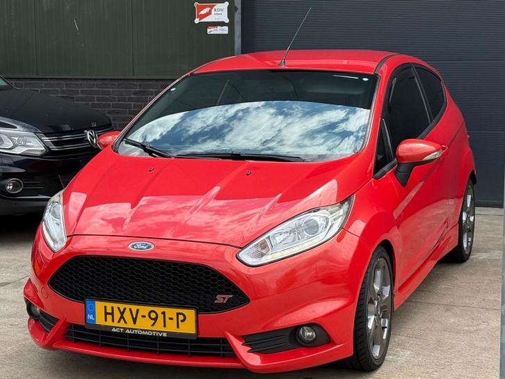 Ford FIESTA 1.6 EcoBoost ST 185PK Molten Orange, Auto's, Ford, Bedrijf, Te koop, Fiësta, ABS, Airbags, Airconditioning, Boordcomputer