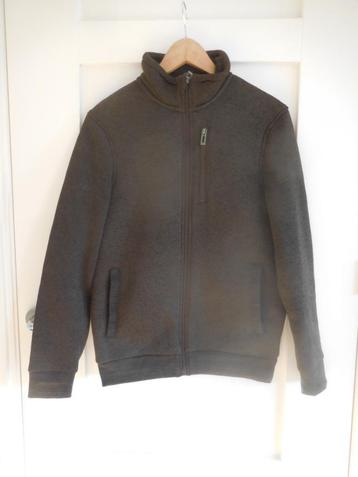 vest . C&A. Maat S/M.2 steekzakken. 1 borstzak.Lengte 68 cm. beschikbaar voor biedingen