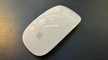 Apple Magic Mouse 1st gen beschikbaar voor biedingen