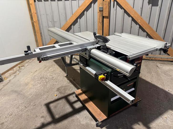 Metabo tk u 1693 d formaatzaag met voorritser, Doe-het-zelf en Verbouw, Gereedschap | Zaagmachines, Zo goed als nieuw, Cirkelzaag