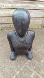 beeld liggende vrouw, Tuin en Terras, Tuinbeelden, Ophalen, Gebruikt, Beton, Mensenbeeld