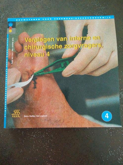 Verplegen van interne en chirurgische zorgvragers niveau 4, Boeken, Studieboeken en Cursussen, Zo goed als nieuw, MBO, Ophalen of Verzenden
