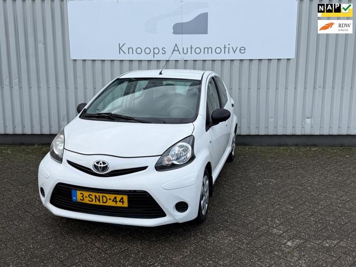 Toyota Aygo 1.0 VVT-i Now 5drs Airco Apk 11/26, Auto's, Toyota, Bedrijf, Te koop, Aygo, ABS, Airbags, Airconditioning, Centrale vergrendeling