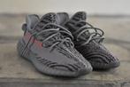 Yeezy 350 grey beluga, Kleding | Heren, Schoenen, Ophalen of Verzenden, Zo goed als nieuw, Overige kleuren
