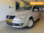 Volkswagen TOURAN 2.0 TDI Highline 5 PERS. CLIMA PDC RIJDT H, Auto's, Volkswagen, Automaat, 15 km/l, Bedrijf, Diesel