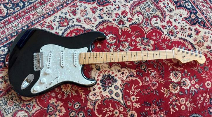 Fender American standard Stratocaster, Muziek en Instrumenten, Snaarinstrumenten | Gitaren | Elektrisch, Gebruikt, Solid body