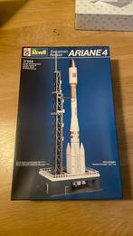 Revell european rocket ariane 4 1:144 4762, Ophalen of Verzenden, Zo goed als nieuw, 1:50 tot 1:144