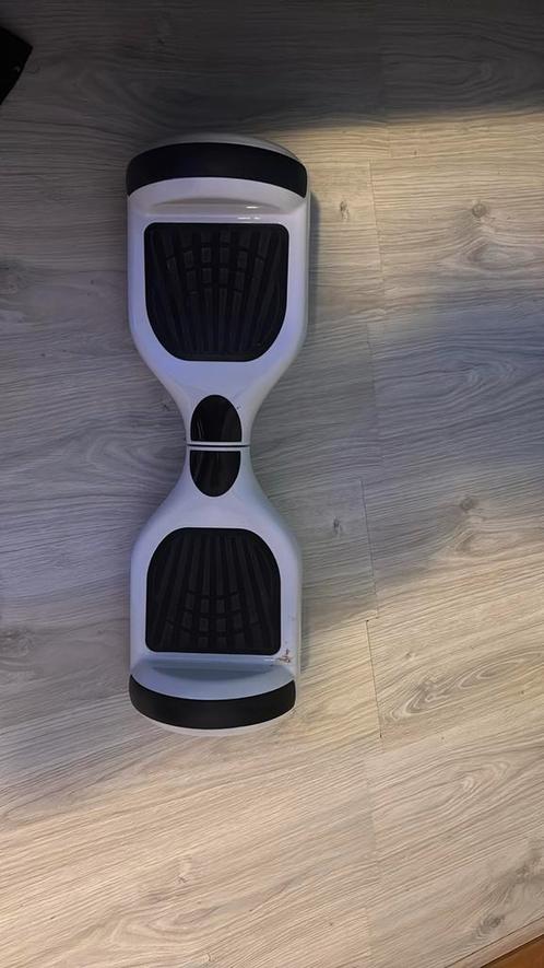 Witte denver hoverboard (zonder oplader), Kinderen en Baby's, Speelgoed | Buiten | Accuvoertuigen, Gebruikt, Ophalen