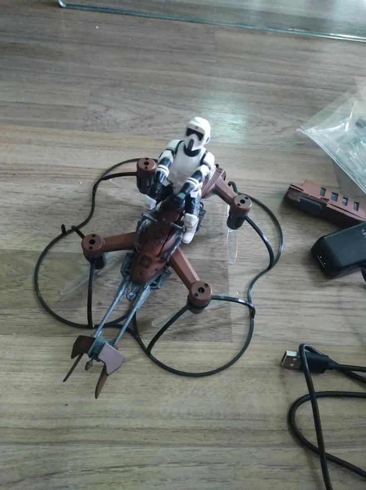 Star Wars Propel Drone - Speeder Bike, Hobby en Vrije tijd, Modelbouw | Auto's en Voertuigen, Gebruikt, Overige typen, Groter dan 1:32