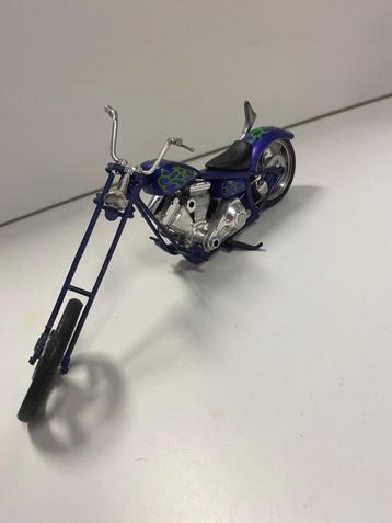 Diecast Chopper Motor – Paars met Vlammen – Decoratie of Spe beschikbaar voor biedingen