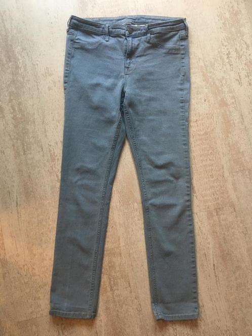 Leuke skinny jeans van H&M maat 30 (38/40), Kleding | Dames, Spijkerbroeken en Jeans, Gedragen, W30 - W32 (confectie 38/40), Blauw