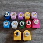 12 figuur embossing ponsen, Hobby en Vrije tijd, Ophalen of Verzenden, Zo goed als nieuw, Gereedschap of Toebehoren