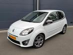 Renault Twingo 1.2 16V Night & Day 2011 Wit, Auto's, 839 kg, Twingo, 74 pk, Zwart