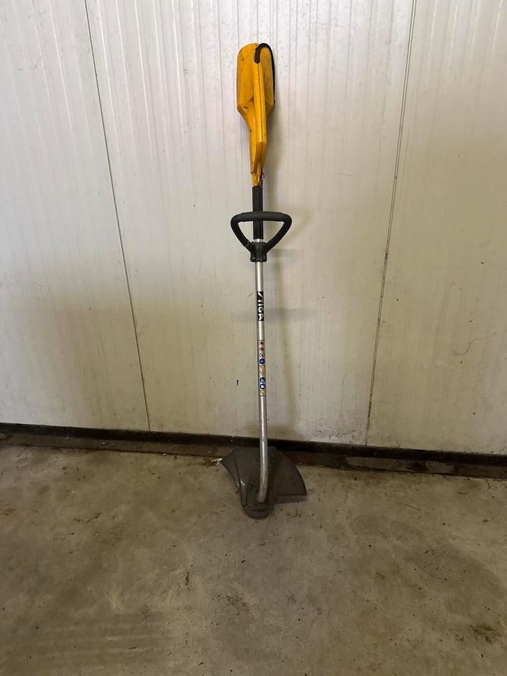 Stiga ST1100 Bosmaaier - Elektrisch, Tuin en Terras, Grastrimmers, Gebruikt, Elektrisch, 30 tot 50 cm, Ophalen