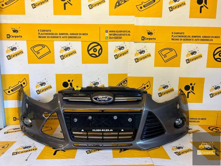 Bumper Ford Focus MK3 Facelift KLS BM5117757A 2009-2014, Auto-onderdelen, Carrosserie en Plaatwerk, Bumper, Ford, Voor, Gebruikt