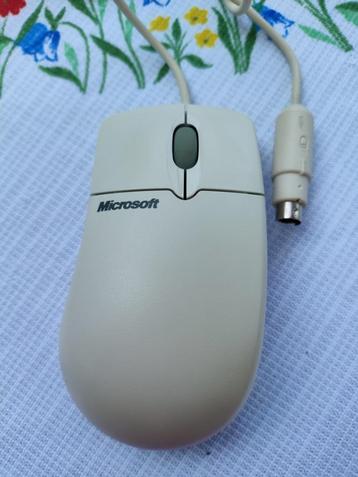 Microsoft IntelliMouse 1.1A PS/2 beschikbaar voor biedingen
