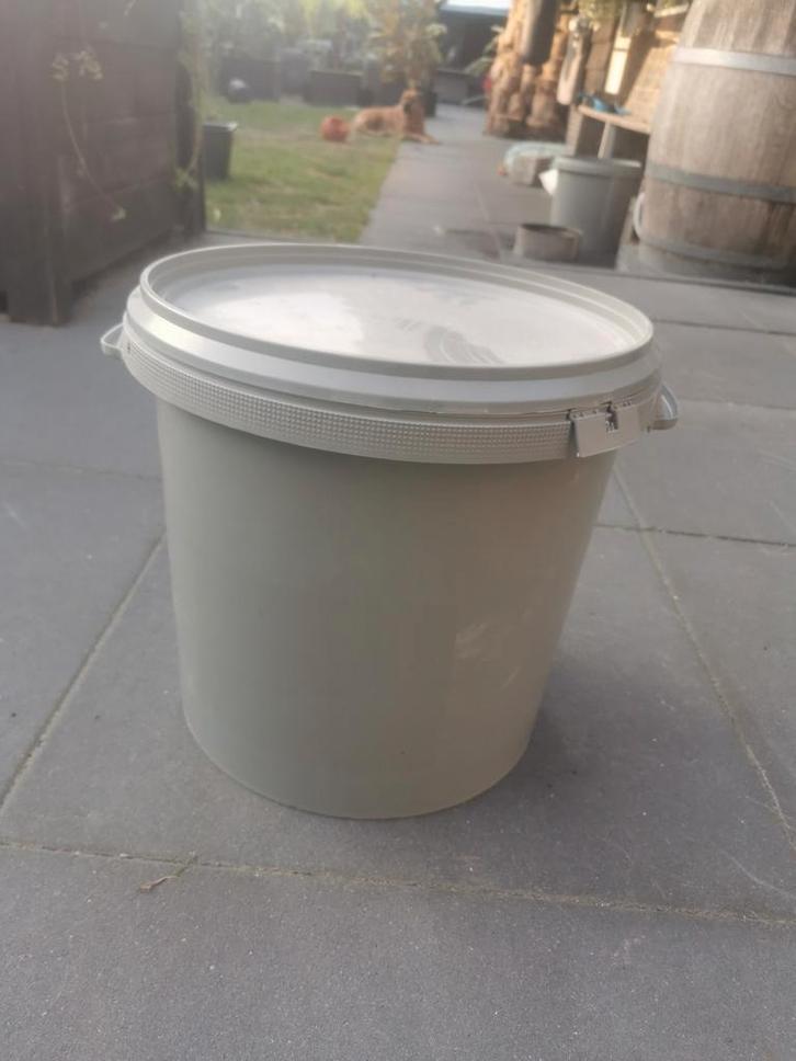 emmer met deksel, Huis en Inrichting, Emmers, Zo goed als nieuw, Kunststof, Met deksel, Ophalen of Verzenden