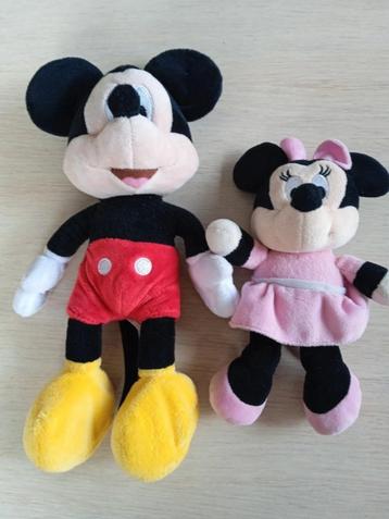 2 disney knuffels beschikbaar voor biedingen