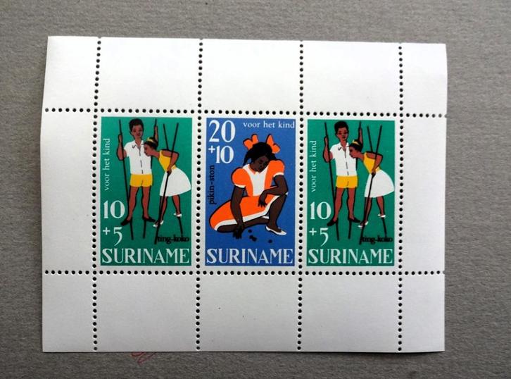 Suriname Kinderzegels 1967 Kinderspelen blok Postfris, Postzegels en Munten, Postzegels | Suriname, Postfris, Verzenden