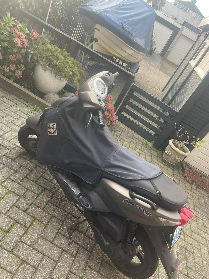 Yamaha Neo’s, Fietsen en Brommers, Scooters | Yamaha, Gebruikt, Neo's, Maximaal 25 km/u, Benzine, Ophalen
