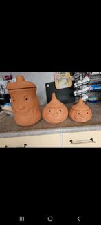 Opberg potten, Ophalen