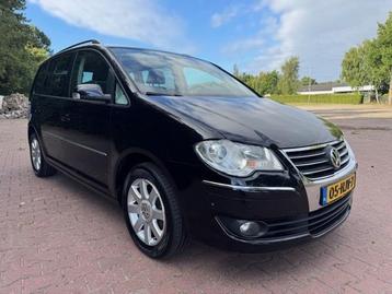 Volkswagen Touran 1.4TSI 140PK HIGHLINE/THAAK/ECC/APK beschikbaar voor biedingen