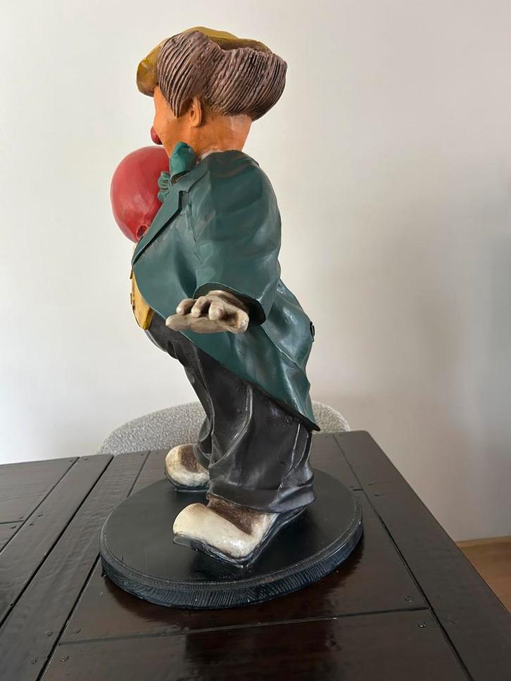 Grote Clown Beeld met Rode Ballon - Eyecatcher!, Antiek en Kunst, Kunst | Beelden en Houtsnijwerken, Ophalen
