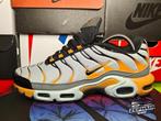 Nike Air Max Plus TN 'Wolf Grey/Hot Curry' EU44 2022, Colosseum 1, 1213 NL Hilversum, Nederland, Overige kleuren, NIKE, Ophalen of Verzenden