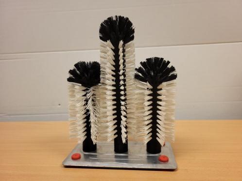 Borstelset tap.                           Maat: 19 x 10 cm., Huis en Inrichting, Keuken | Keukenbenodigdheden, Gebruikt, Ophalen of Verzenden