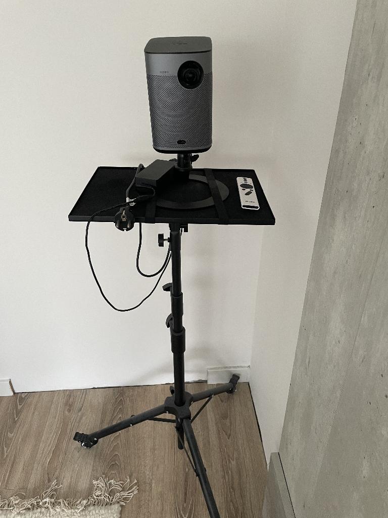 XGIMI Halo+ Beamer | Nieuwstaat | Compleet, Ophalen, Zo goed als nieuw, DLP, Full HD (1080)