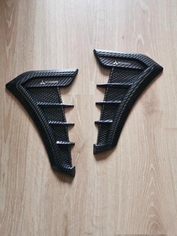 Zij inlaten air vents voor de auto. beschikbaar voor biedingen