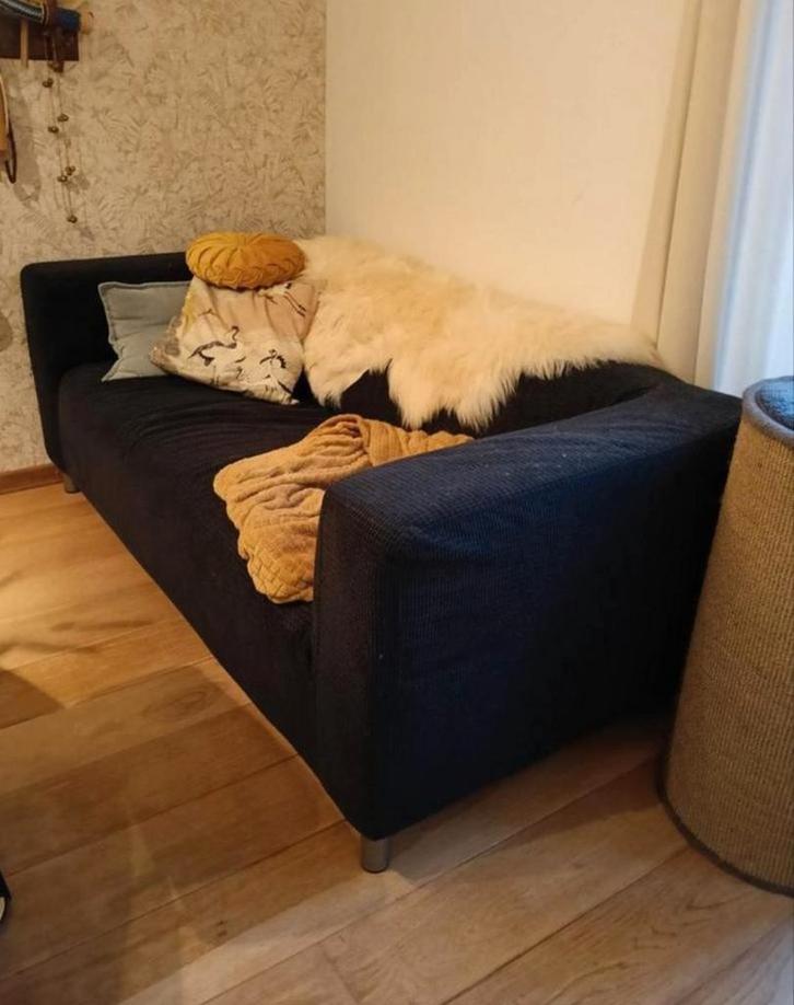 Klippan bank - compact en comfortabel, Huis en Inrichting, Banken | Bankstellen, Gebruikt, Rechte bank, Tweepersoons, 150 tot 200 cm