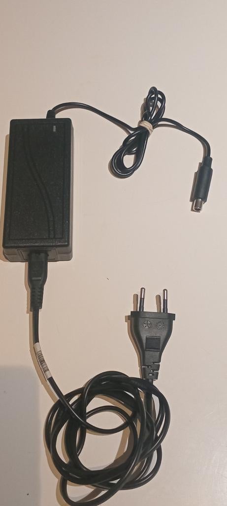 Step oplader 36v, Ophalen of Verzenden